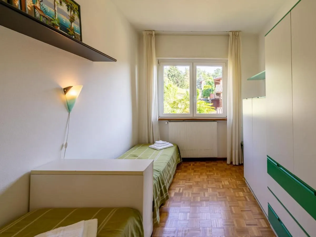 Apartment Residenza Agrifoglio-13 By Interhome 勒威诺 0*,  意大利